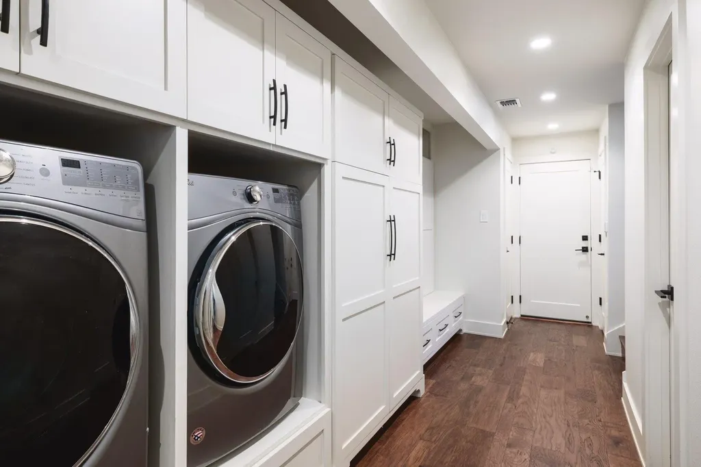 6105 Highlandale Drive Austin TX 78731
