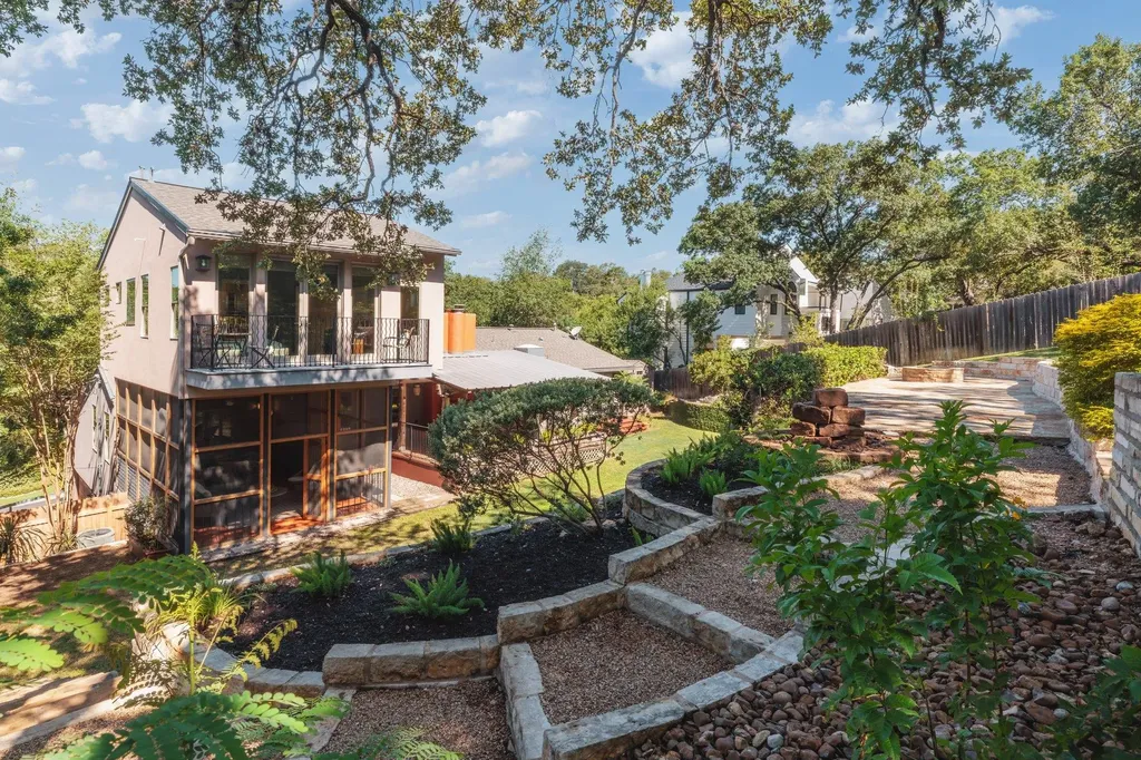 6105 Highlandale Drive Austin TX 78731