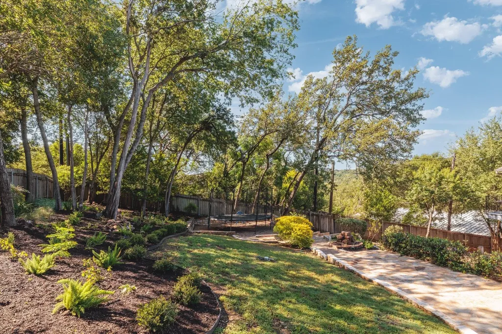 6105 Highlandale Drive Austin TX 78731