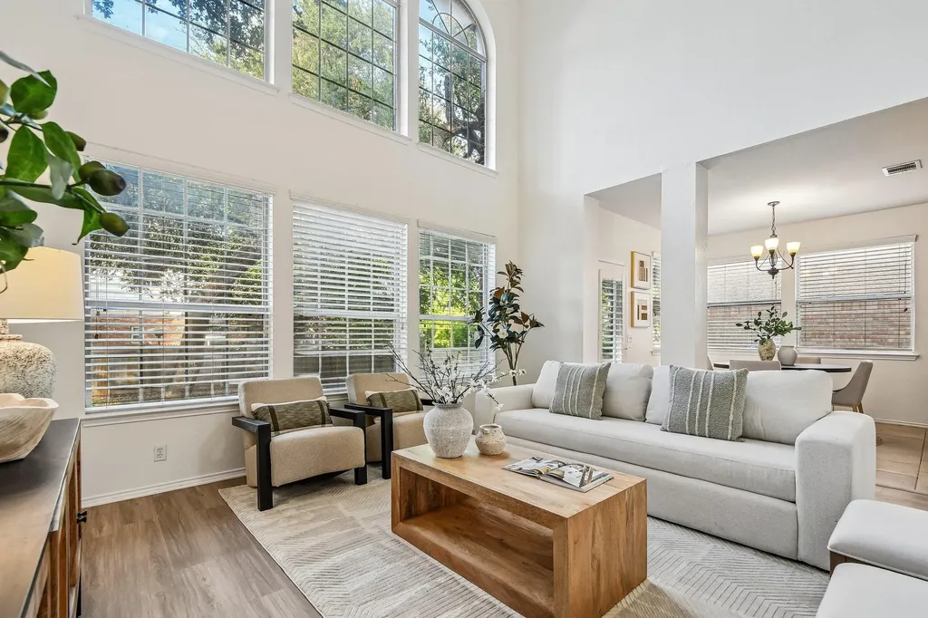 4002 Lord Byron Circle Round Rock TX 78664