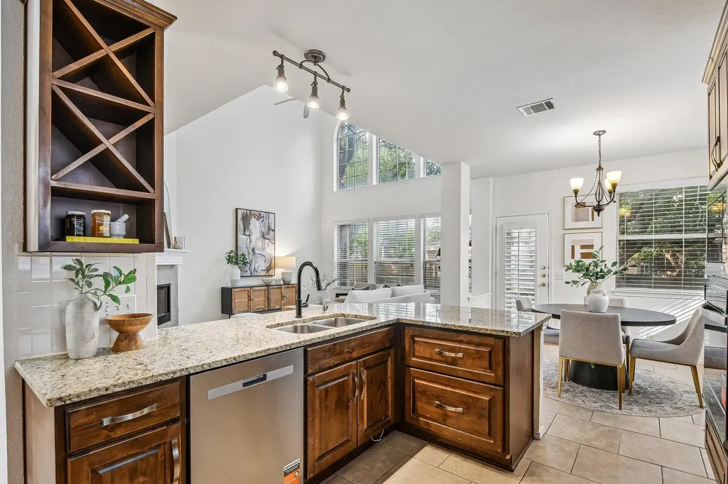 4002 Lord Byron Circle Round Rock TX 78664