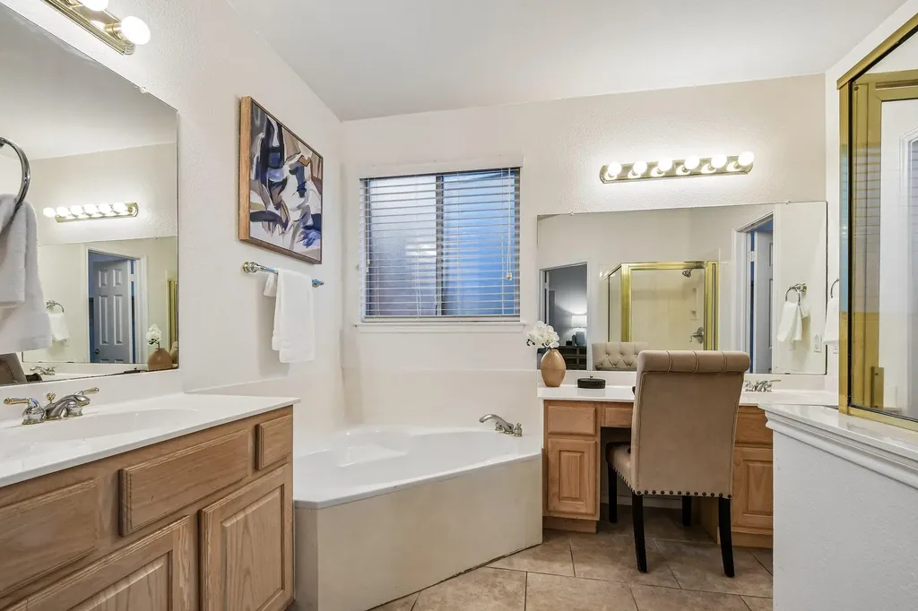 4002 Lord Byron Circle Round Rock TX 78664