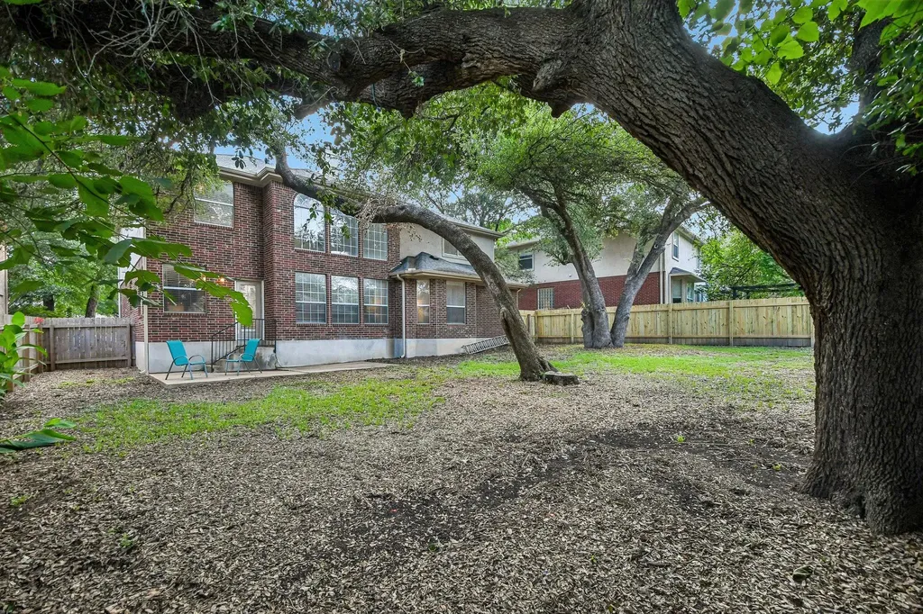 4002 Lord Byron Circle Round Rock TX 78664