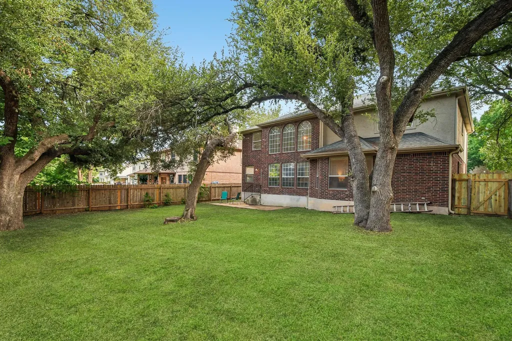 4002 Lord Byron Circle Round Rock TX 78664