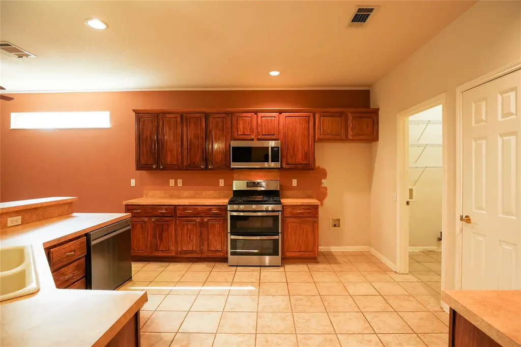225 Red Poppy Trail Georgetown TX 78633
