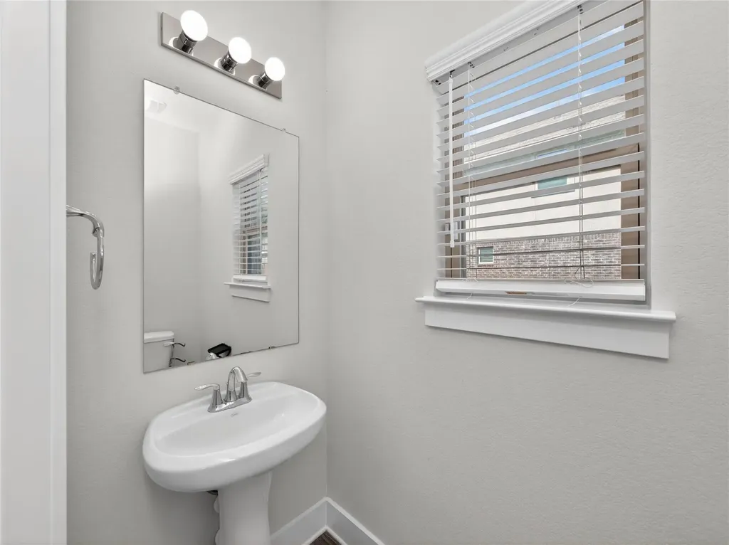 1625 Arapaho Mountain Pass Leander TX 78641