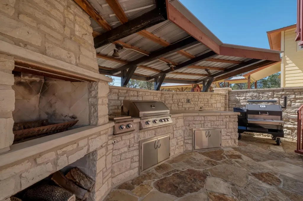 7600 Deer Run Leander TX 78641