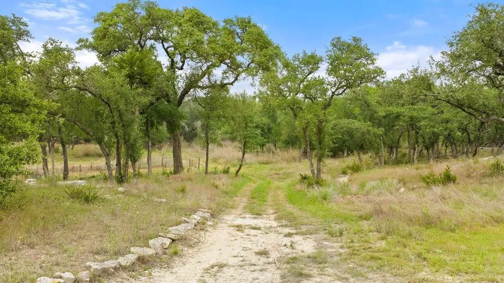 1850 Pursley Road Dripping Springs TX 78620