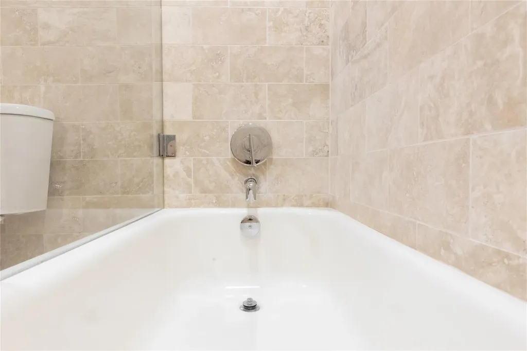1600 Barton Springs Road Austin TX 78704