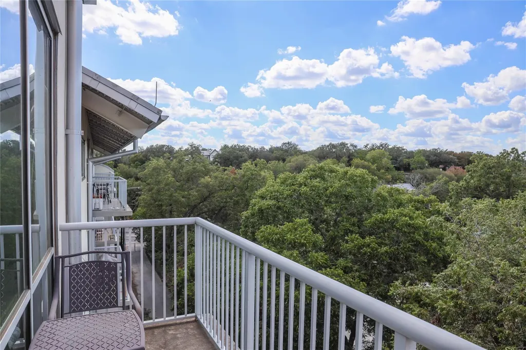 1600 Barton Springs Road Austin TX 78704