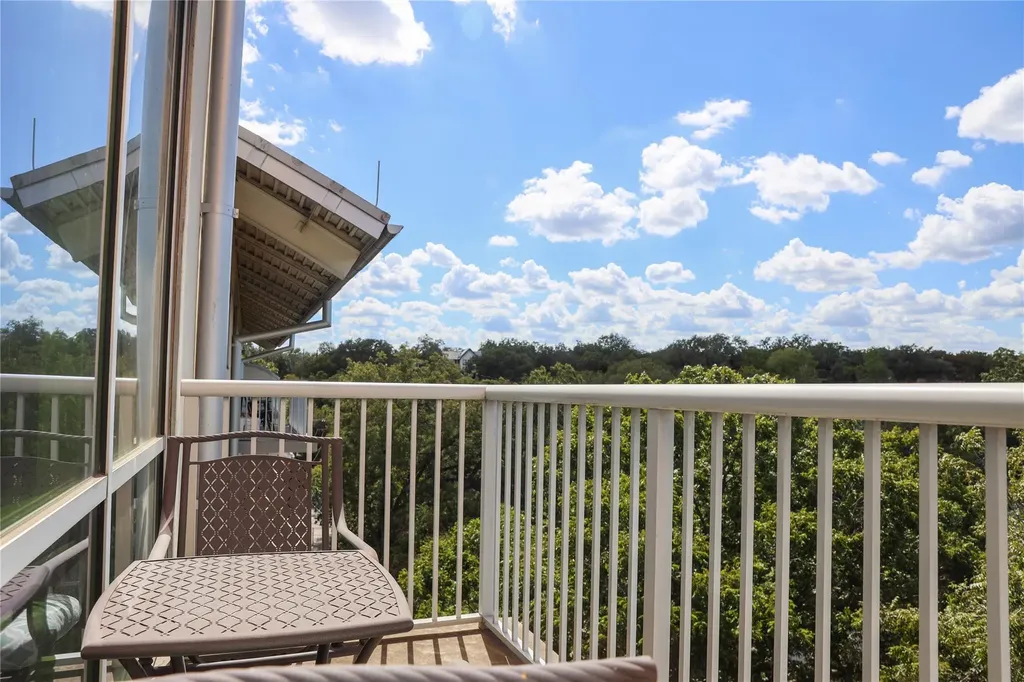 1600 Barton Springs Road Austin TX 78704
