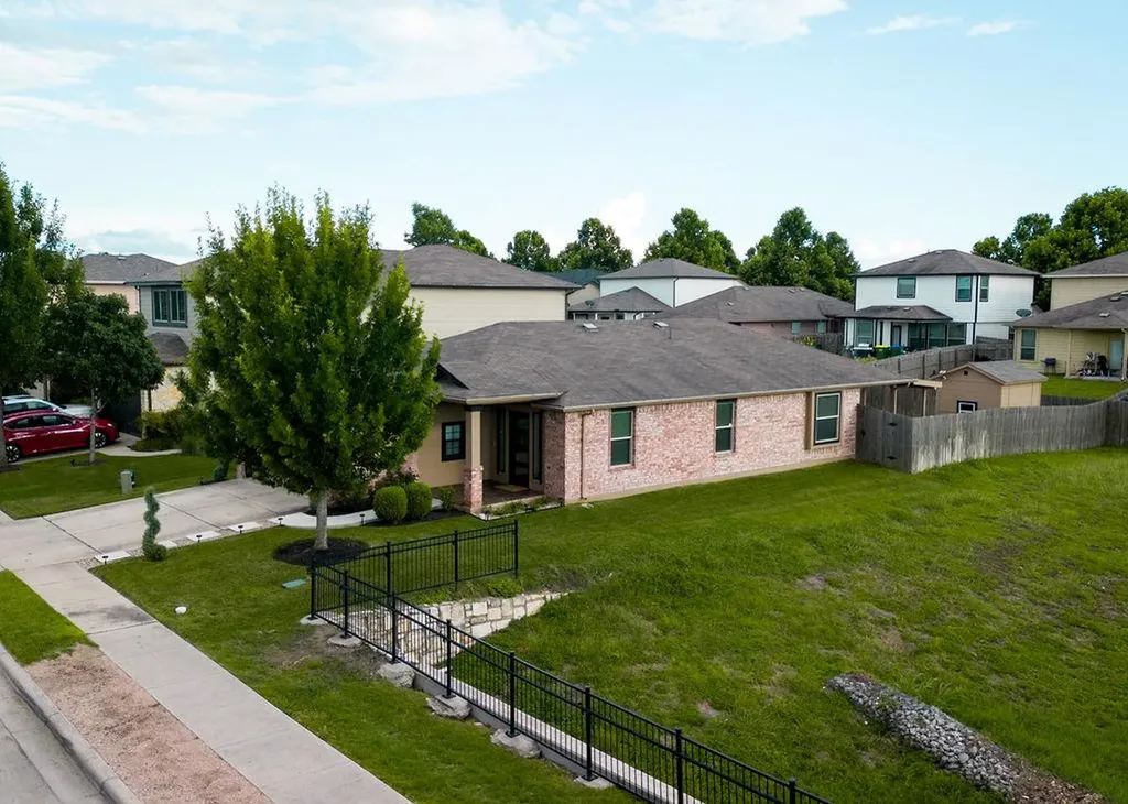12307 Walter Vaughn Drive Manor TX 78653