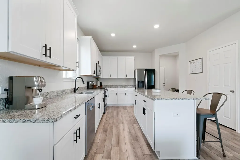 33 Snowy Plover Lane Leander TX 78641