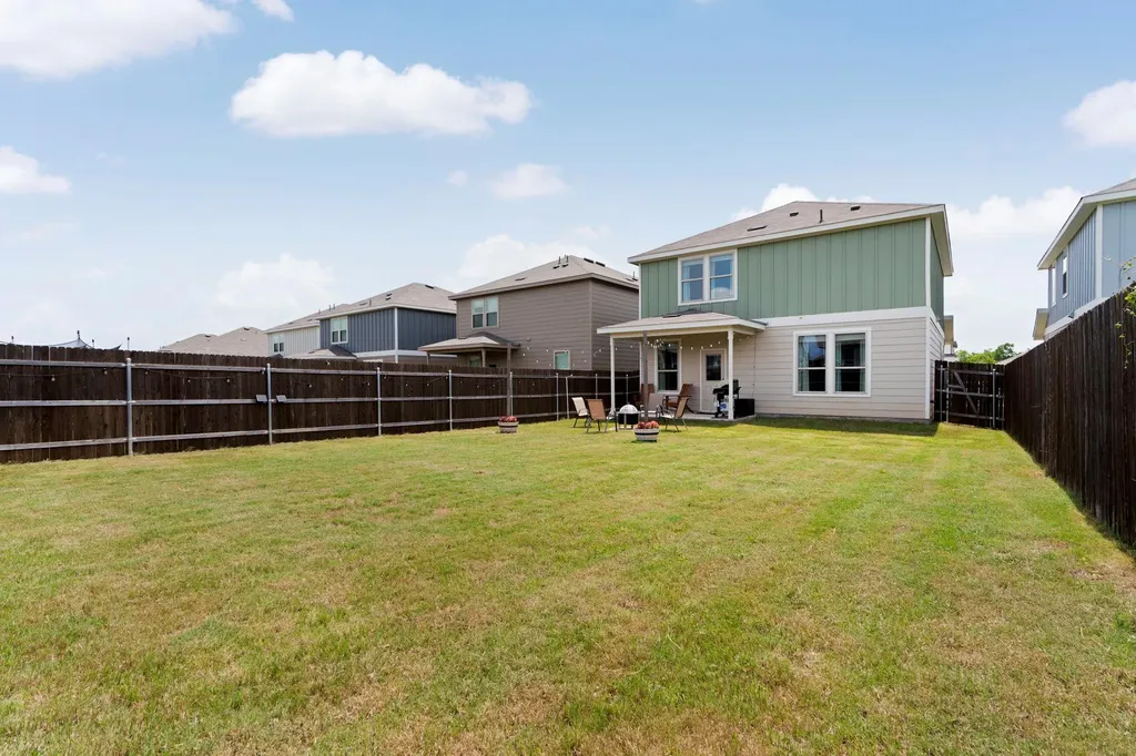 33 Snowy Plover Lane Leander TX 78641