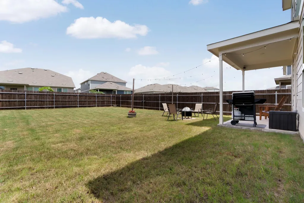33 Snowy Plover Lane Leander TX 78641