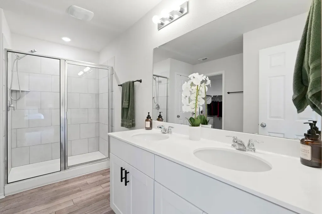 33 Snowy Plover Lane Leander TX 78641