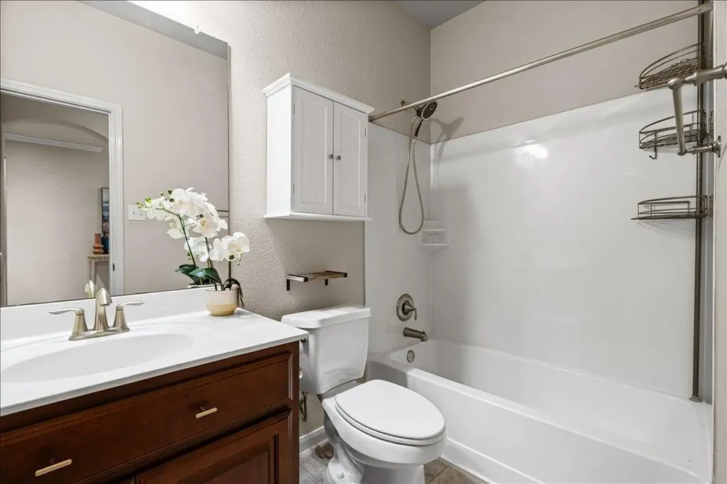 2305 Sully Creek Drive Austin TX 78748