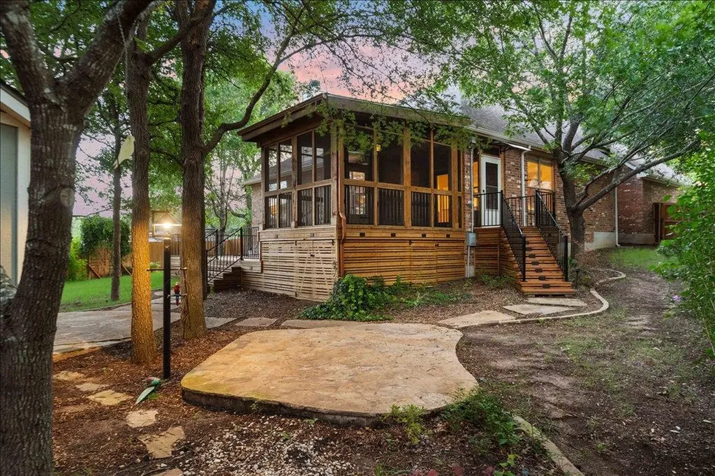 2305 Sully Creek Drive Austin TX 78748