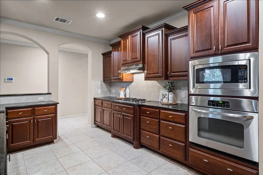 2305 Sully Creek Drive Austin TX 78748