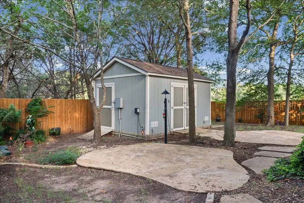 2305 Sully Creek Drive Austin TX 78748