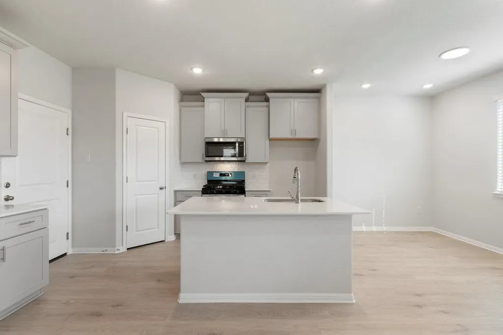 185 Young Street Buda TX 78610