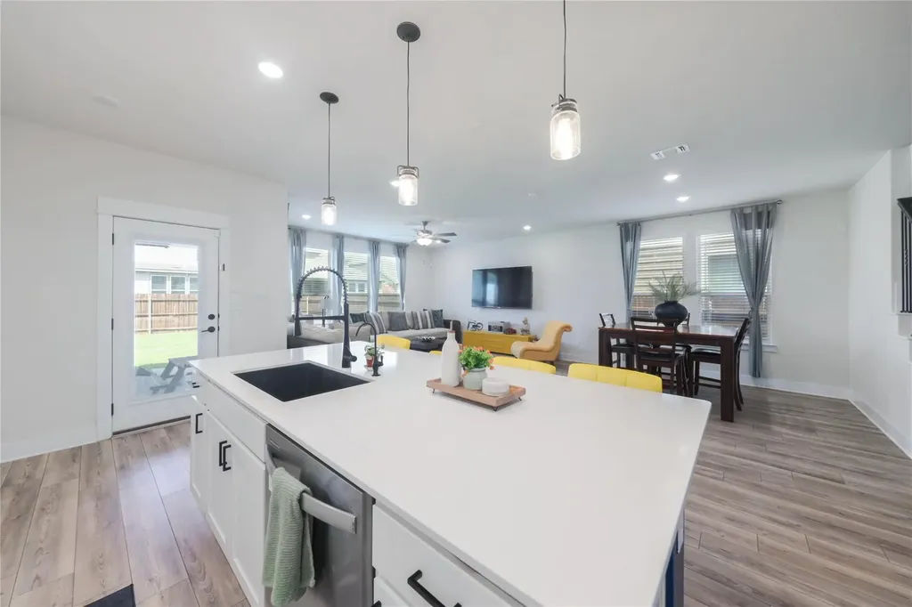 141 Janelle Lane Liberty Hill TX 78642