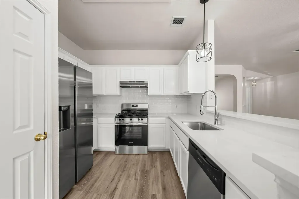 3920 Whitey Ford Way Round Rock TX 78665