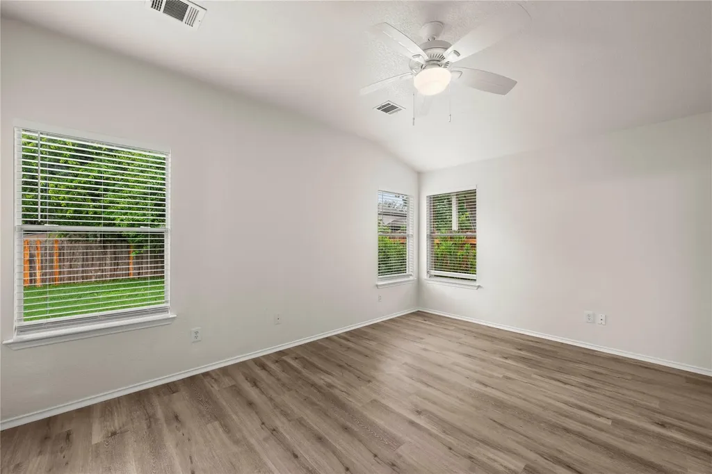 3920 Whitey Ford Way Round Rock TX 78665
