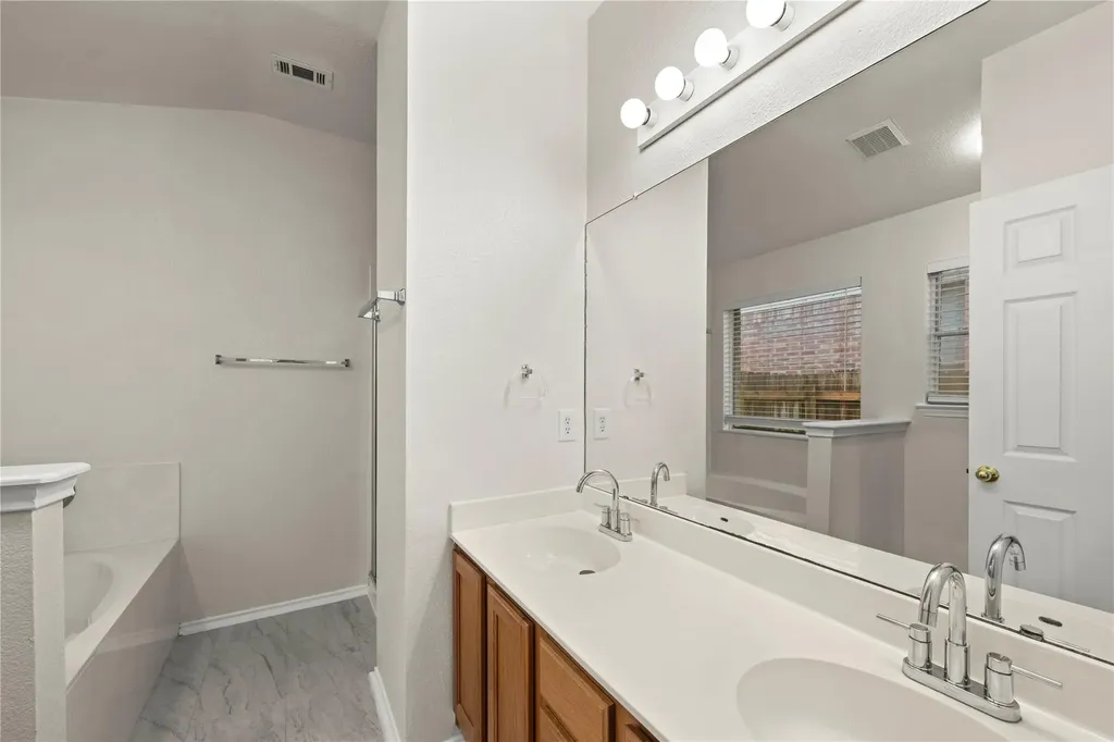 3920 Whitey Ford Way Round Rock TX 78665