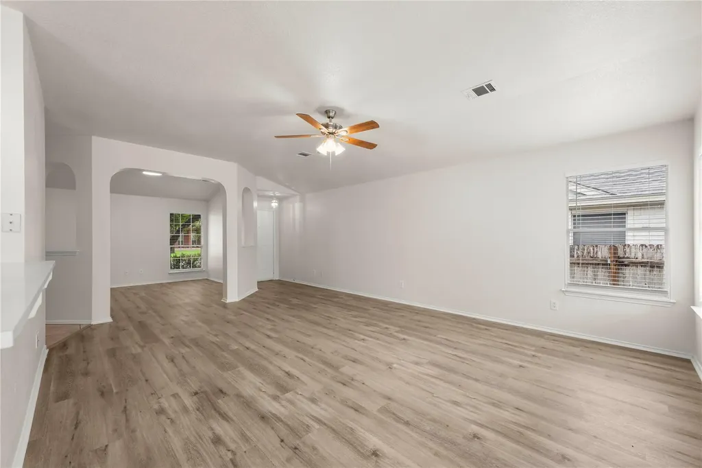 3920 Whitey Ford Way Round Rock TX 78665