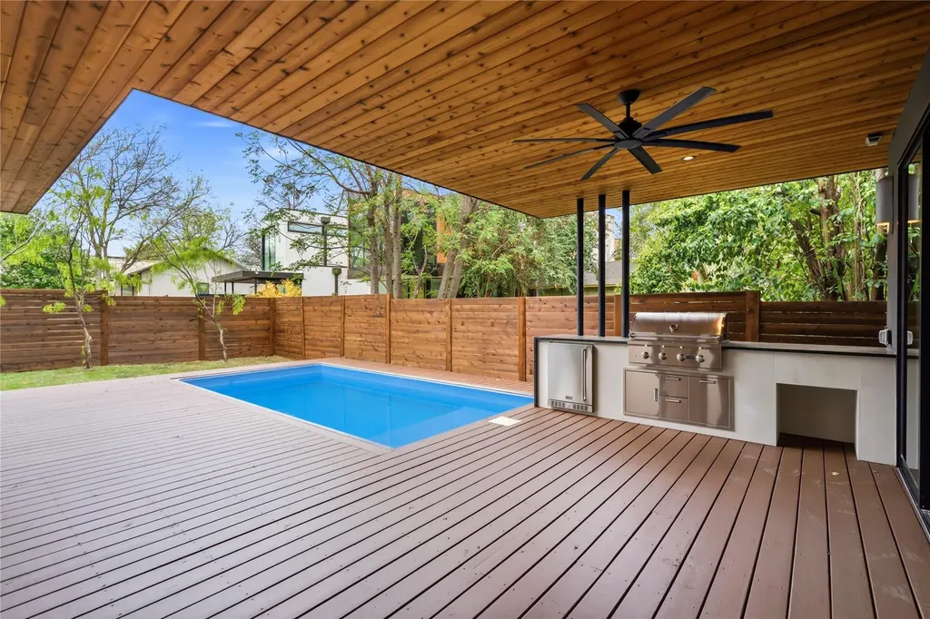 2306 S 2nd Street Austin TX 78704