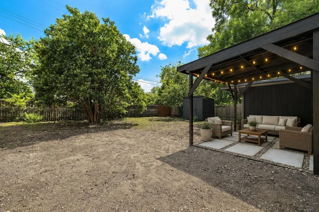 1400 Glencrest Drive Austin TX 78723