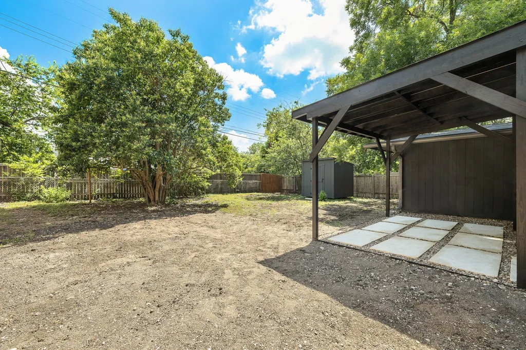1400 Glencrest Drive Austin TX 78723