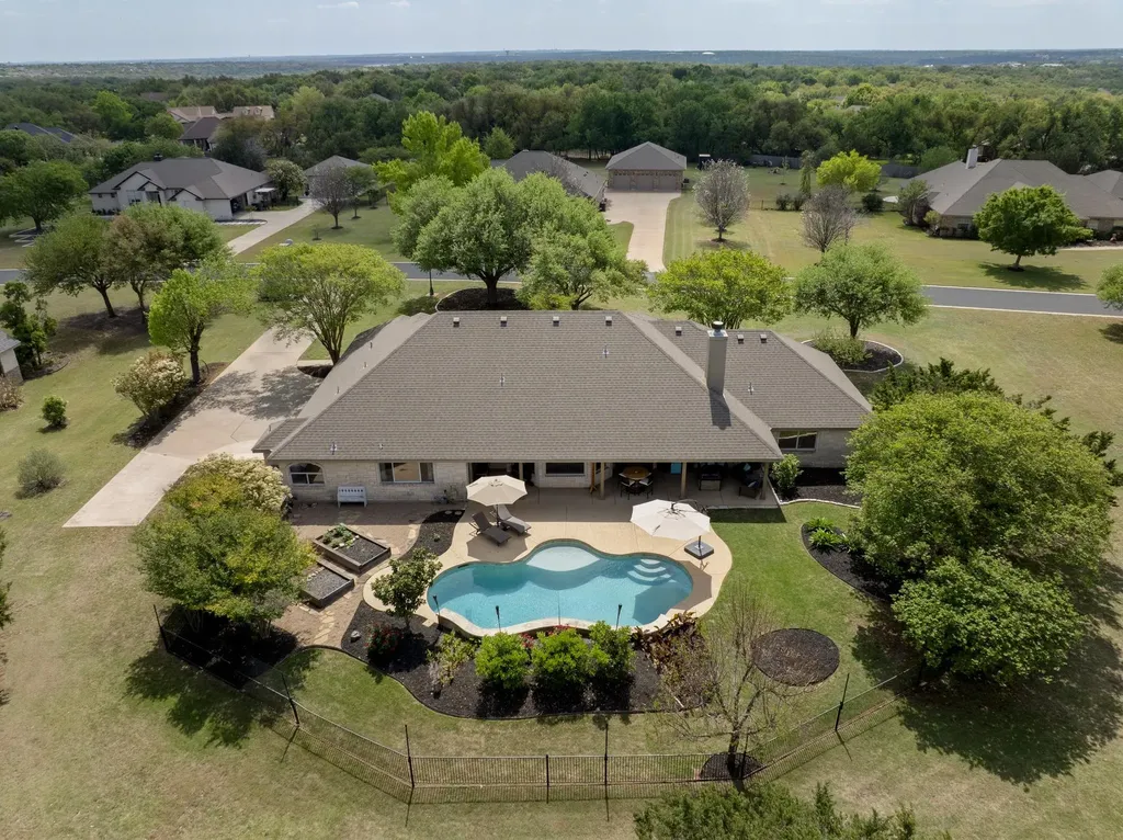 106 Starlight Trail Georgetown TX 78633