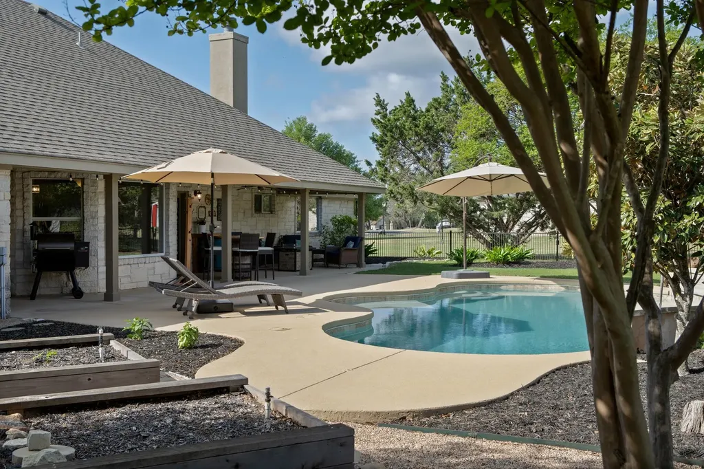 106 Starlight Trail Georgetown TX 78633