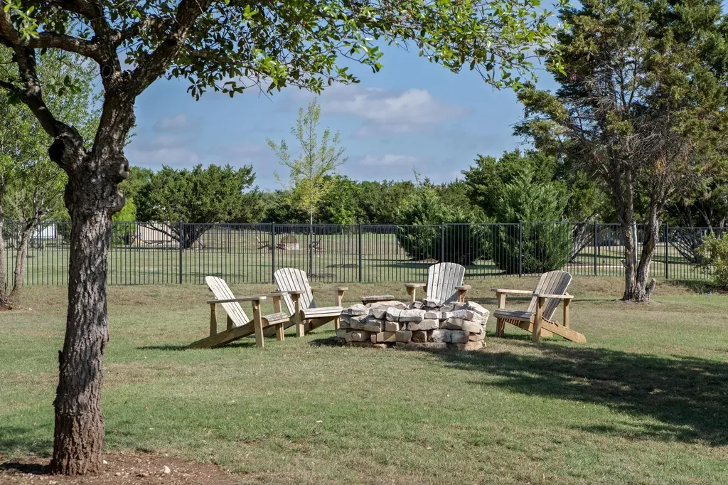 106 Starlight Trail Georgetown TX 78633