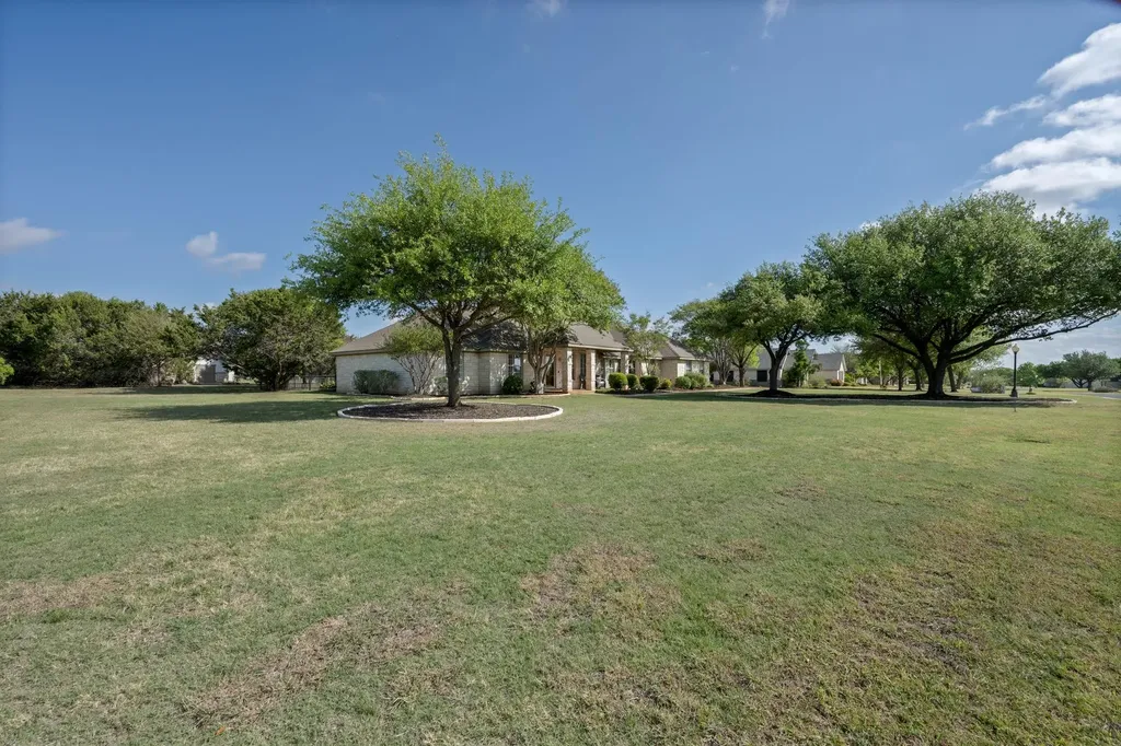 106 Starlight Trail Georgetown TX 78633