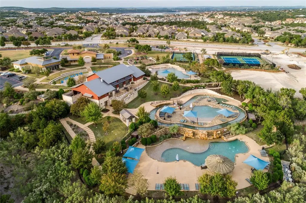 410 Kayak Way Austin TX 78738