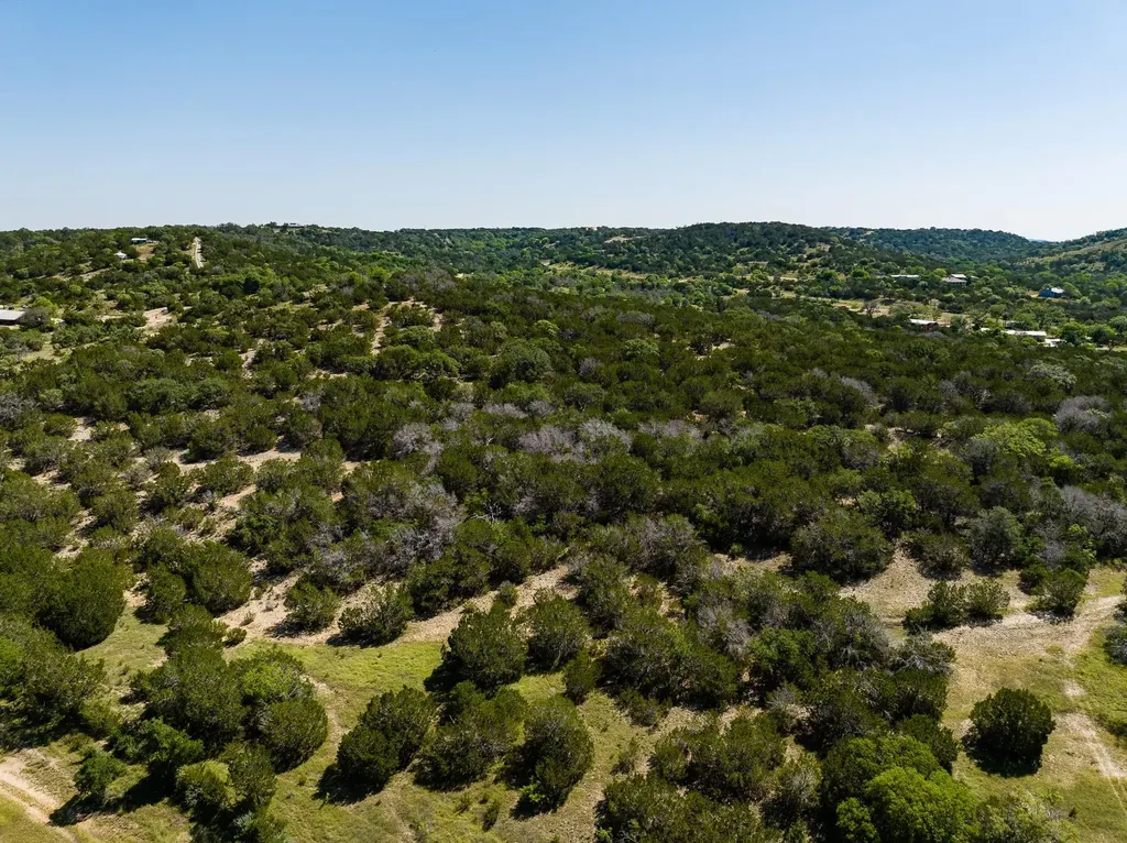 684 Stoneleigh Road Center Point TX 78010