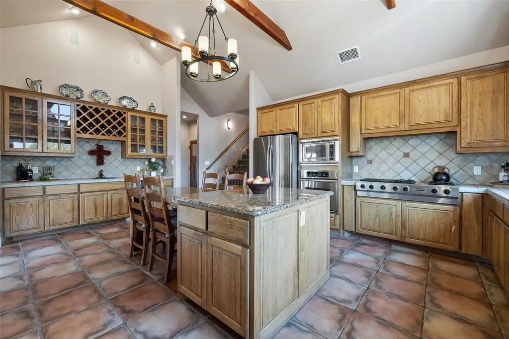 1120 Canyon View Road Dripping Springs TX 78620