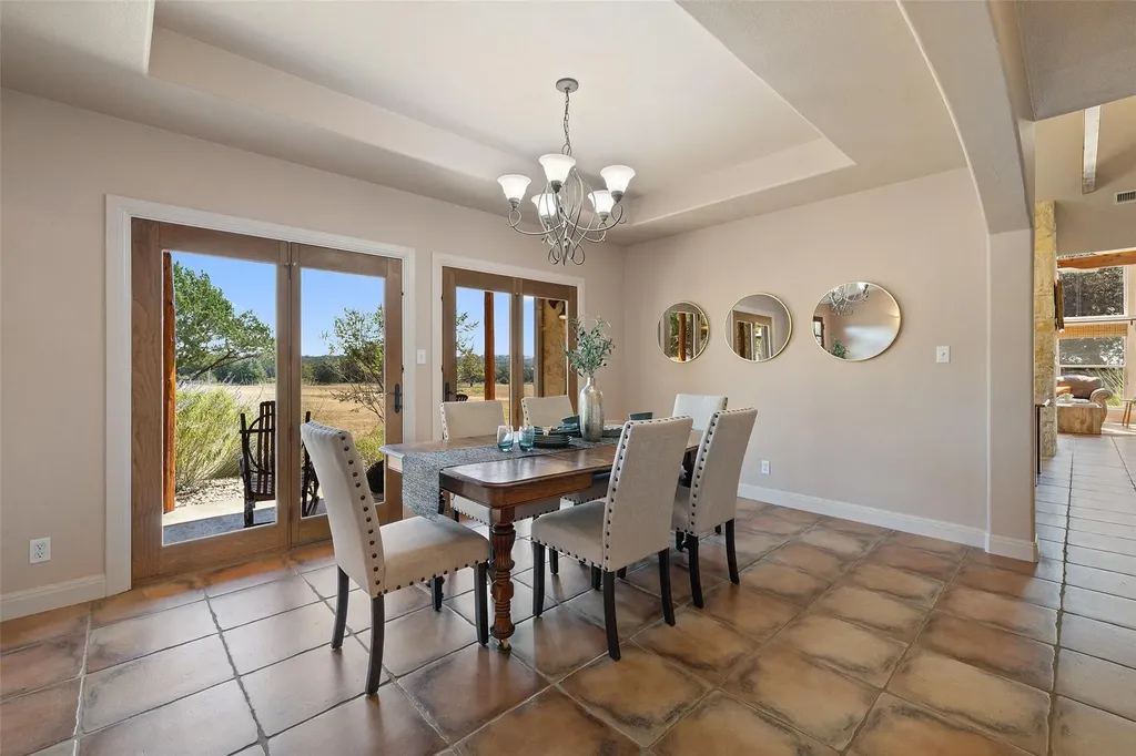 1120 Canyon View Road Dripping Springs TX 78620