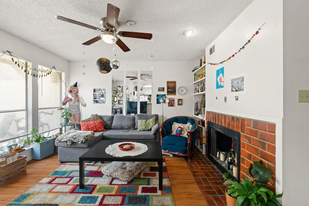2110 Rio Grande Street Austin TX 78705