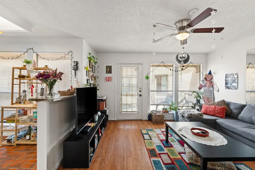 2110 Rio Grande Street Austin TX 78705