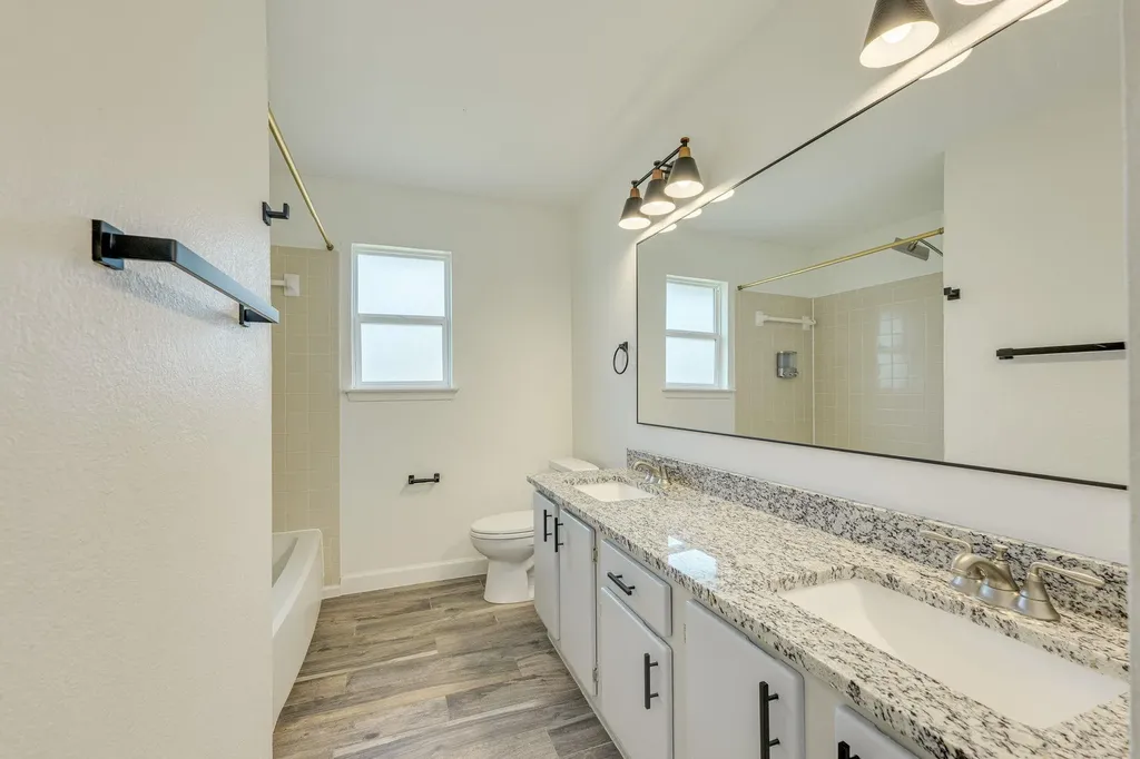11505 Powder Mill Trail Austin TX 78750