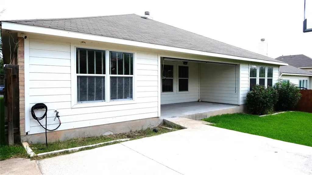 1536 Clary Sage Loop Round Rock TX 78665