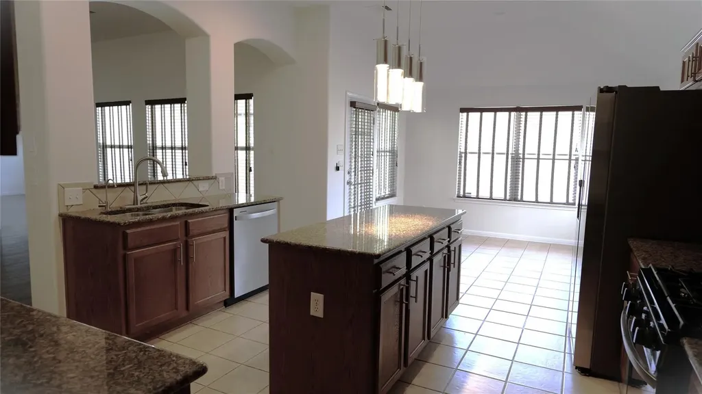 1536 Clary Sage Loop Round Rock TX 78665