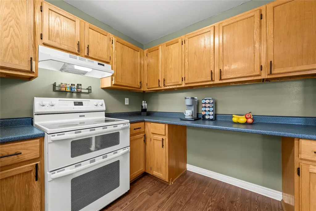 3908 Rolling Hill Round Rock TX 78681