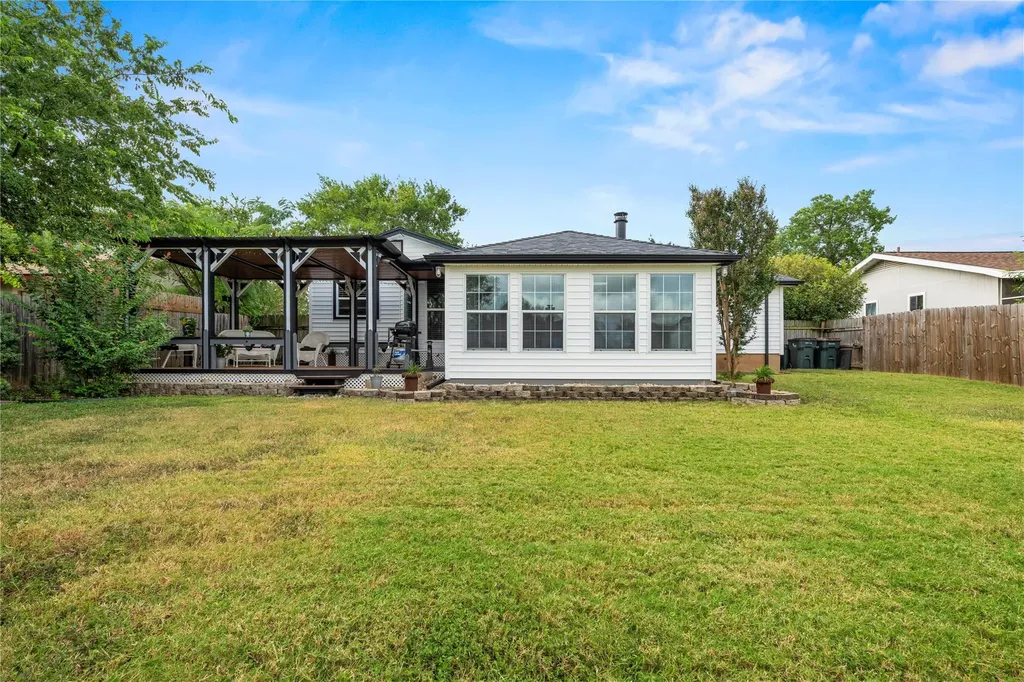 3908 Rolling Hill Round Rock TX 78681