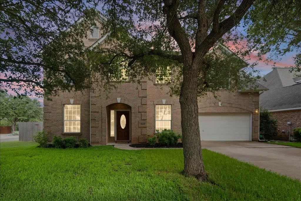10801 Beachmont Lane Austin TX 78739