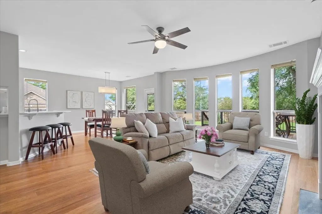 10801 Beachmont Lane Austin TX 78739